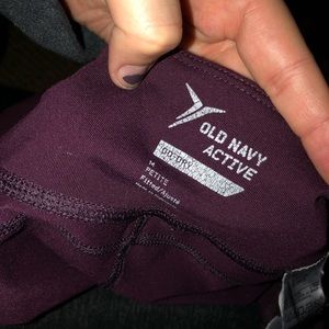 Old navy athletic compression leggings